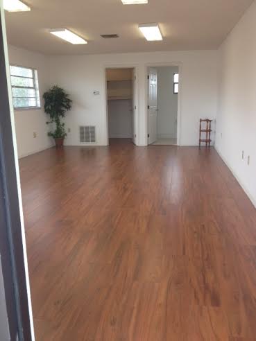 <br />
<b>Warning</b>:  Undefined property: stdClass::$pictureName in <b>/home/visitppi/public_html/views/page_commercial_properties_for_rent.php</b> on line <b>42</b><br />
